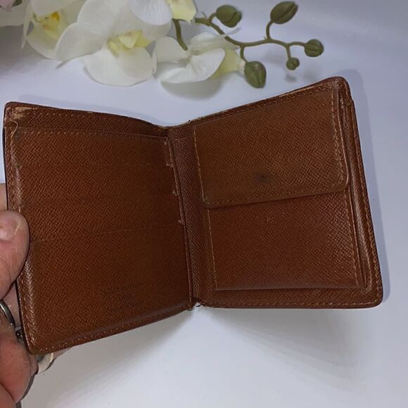 Authentic Louis Vuitton Monogram Mens Bifold Wallet - Picture 7 of 10